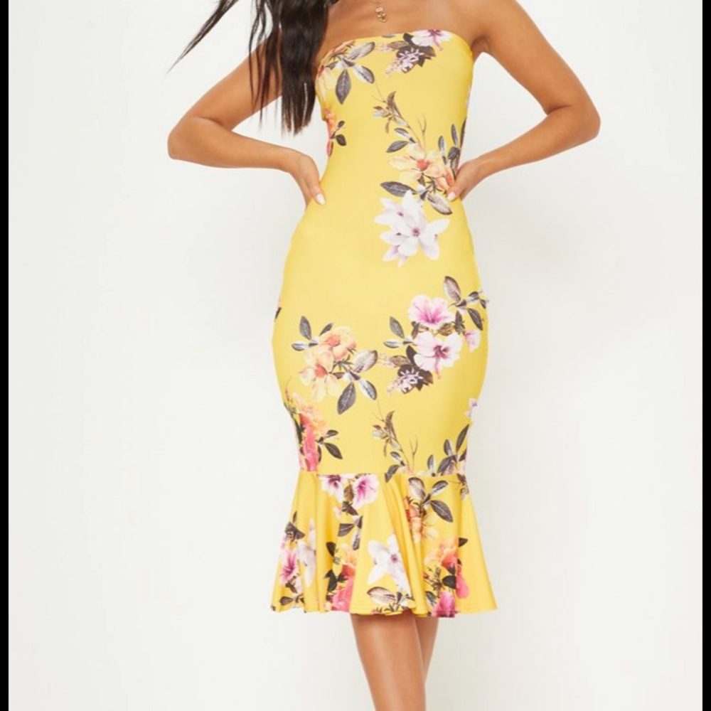 Yellow floral fishtail midi !